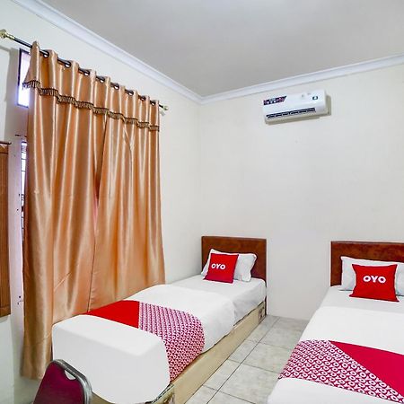 Oyo 91199 Felicia Homestay Medan Zewnętrze zdjęcie