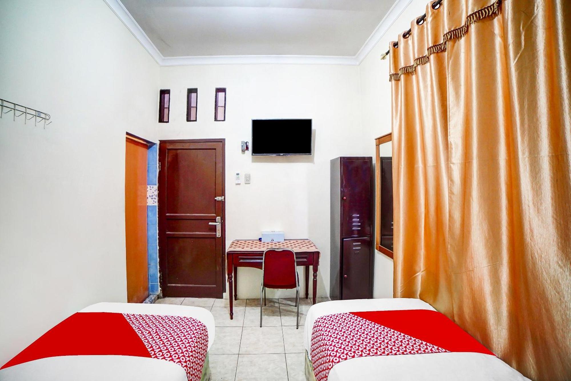 Oyo 91199 Felicia Homestay Medan Zewnętrze zdjęcie