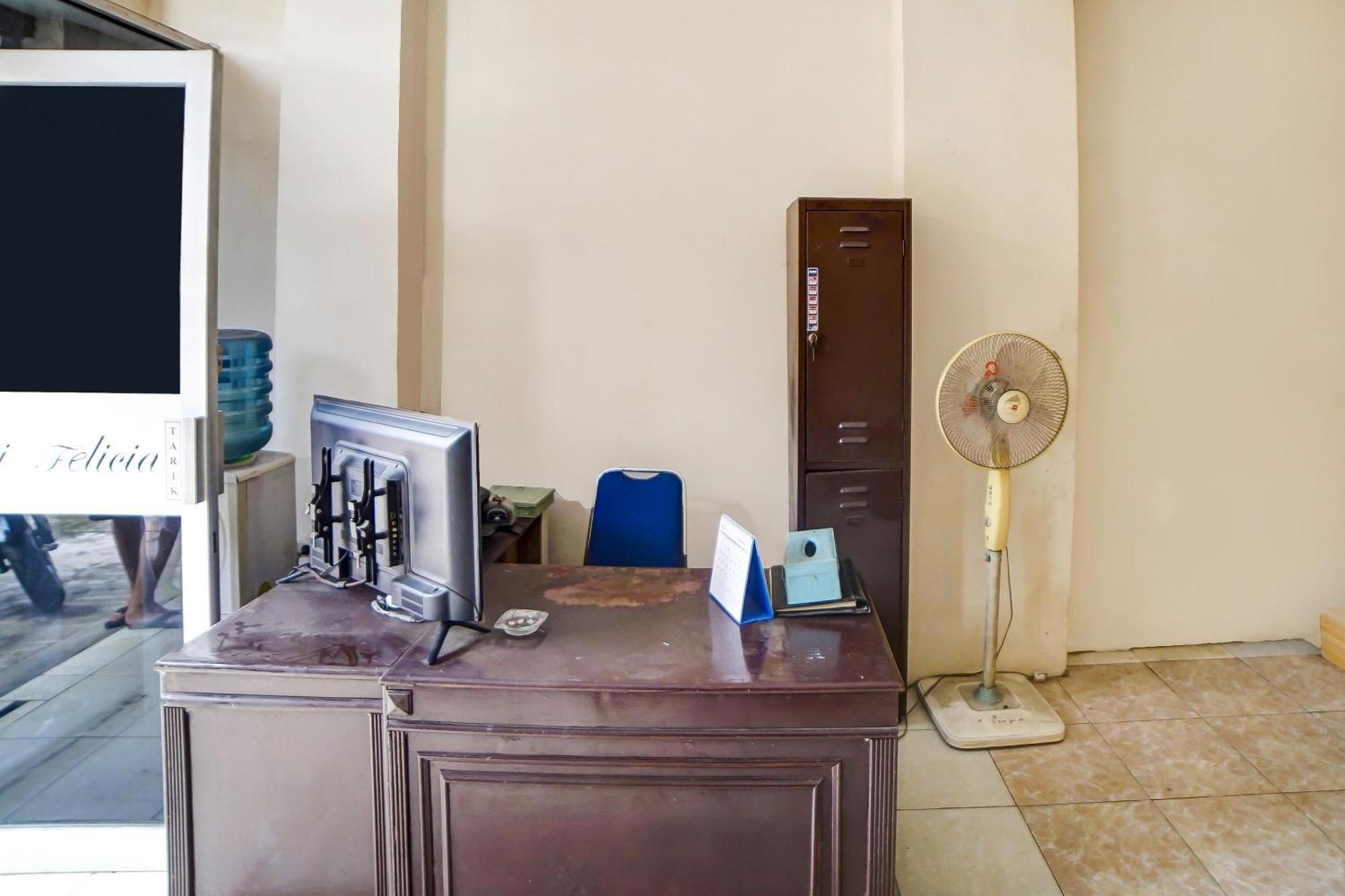 Oyo 91199 Felicia Homestay Medan Zewnętrze zdjęcie